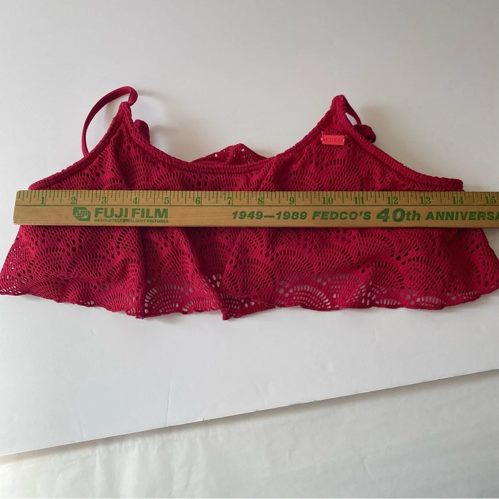 Roxy Swim Top size small Crochet‎ Bralette adjustable straps fuchsia